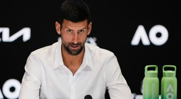 Djokovic justifica ausncia de despedida de Nadal e faz crticas