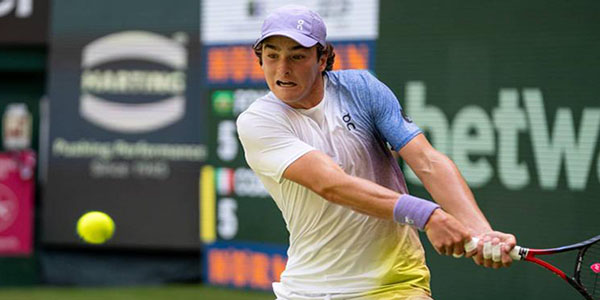 João Fonseca atinge marca em Eastbourne e buscará maior vitória da carreira