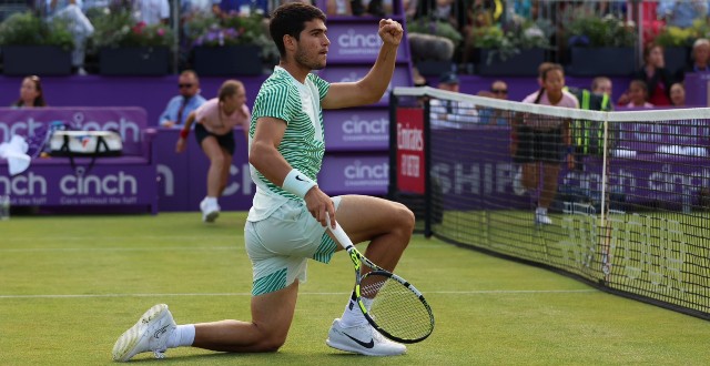 Alcaraz diz se inspirar em Federer e Murray por jogo na grama - Tenis News