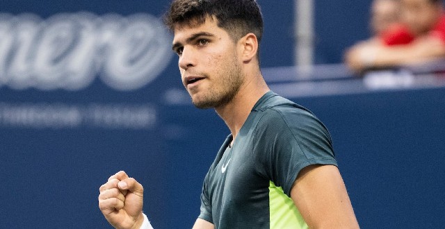 Nadal vence duelo espanhol contra Alcaraz e vai enfrentar Fritz na final em  Indian Wells, tênis