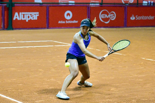 Carolina Bohrer, de 16 anos, recebe convite para o WTA de