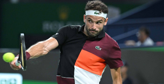 Alcaraz bate Dimitrov e vai às semifinais do ATP 500 de Queen's