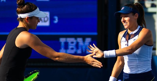 Dupla de Stefani vai a semi e Bia Haddad às quartas no WTA de Adelaide